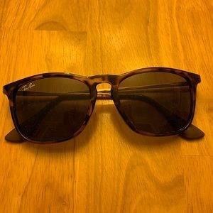 Women’s Ray Ban Sunglasses